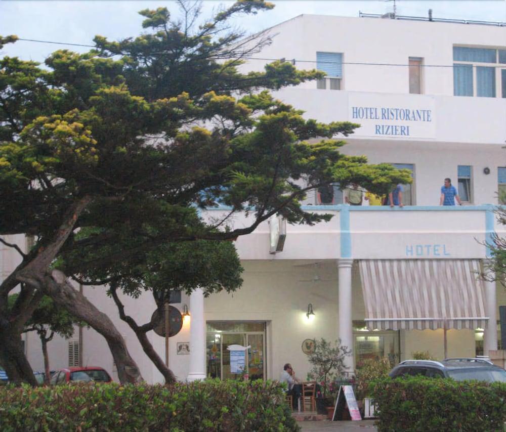 Hotel Rizieri Santa Maria di Leuca Esterno foto