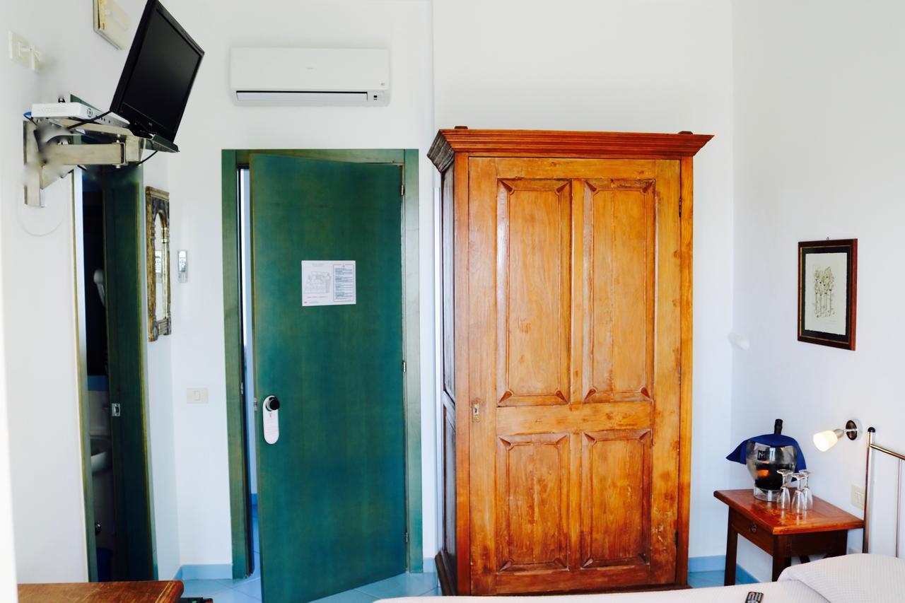 Hotel Rizieri Santa Maria di Leuca Esterno foto