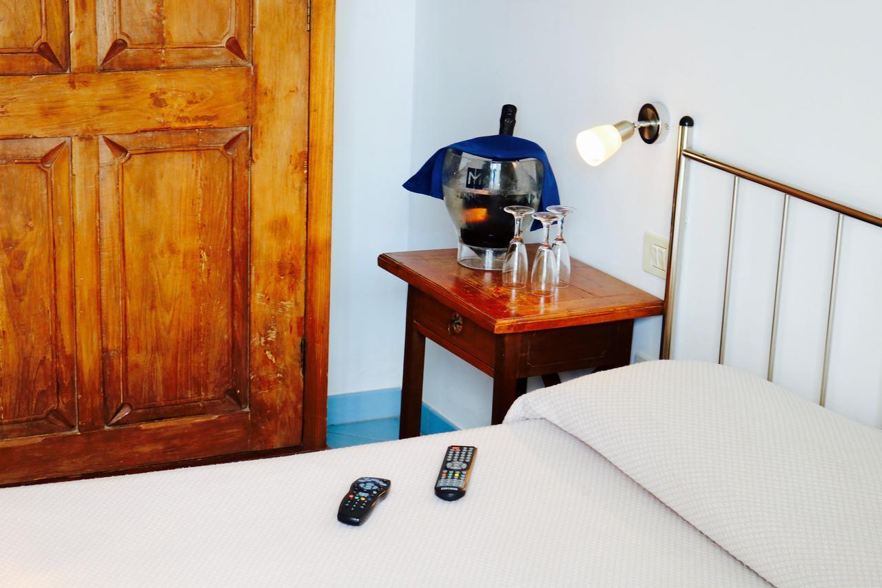Hotel Rizieri Santa Maria di Leuca Esterno foto