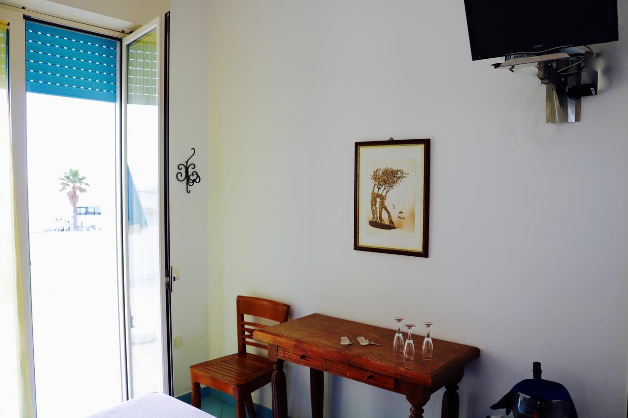 Hotel Rizieri Santa Maria di Leuca Esterno foto