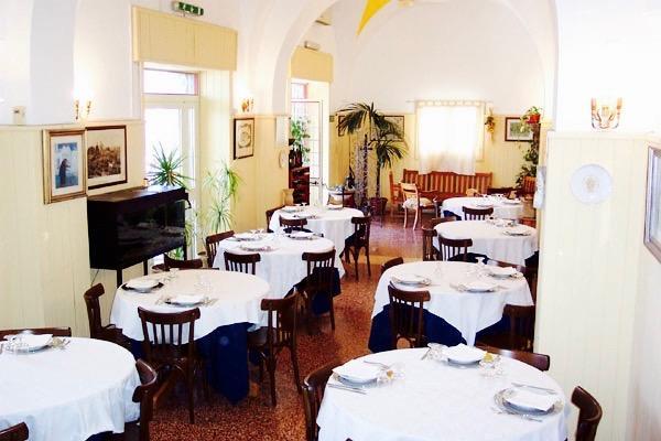 Hotel Rizieri Santa Maria di Leuca Esterno foto